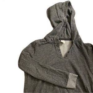 A&E grey sweatshirt
